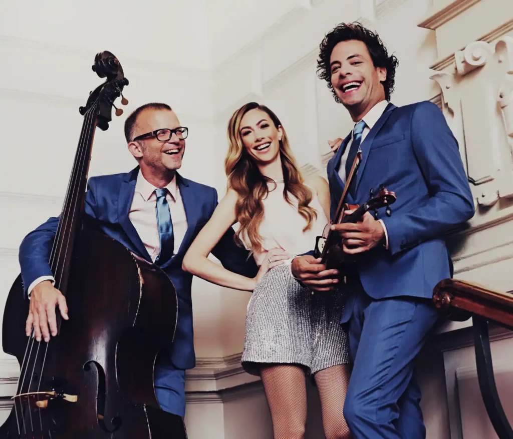 The Triplicats akoestisch modern jazz trio voor de beste prijs boeken bij Artist Capitol